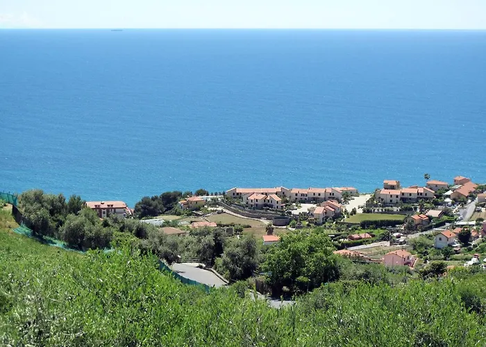 Le Margherite - Slr255 By Interhome Costarainera