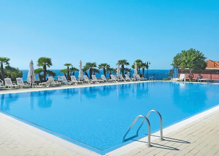 Le Margherite - Slr255 By Interhome * Costarainera